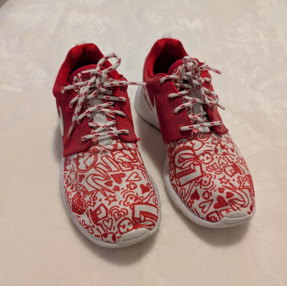 Nike Kids Red and White Patterned Sneakers